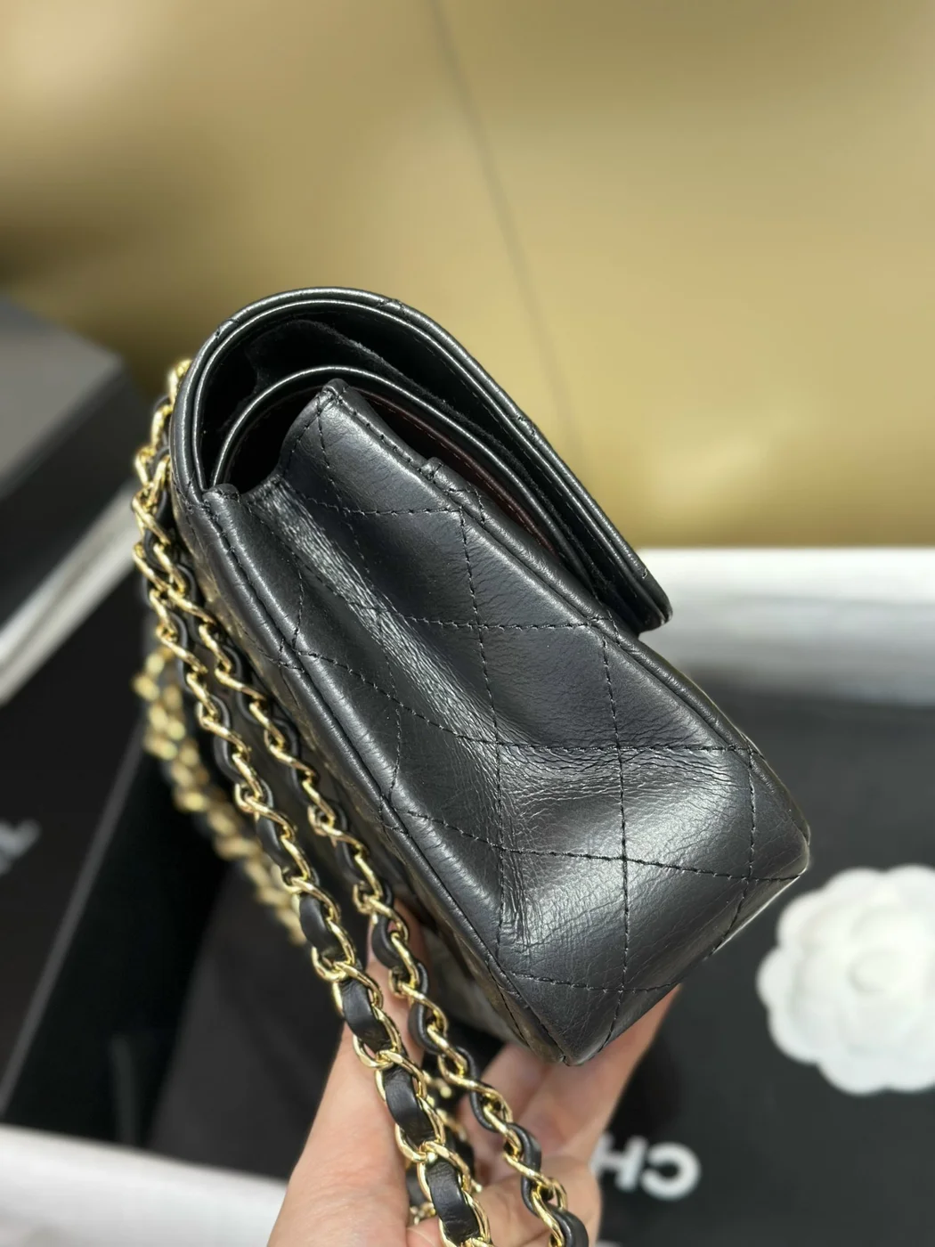 Chanel Classic Lock Gold With Black Wrinkled Skin Handbags 25 cm product view 2