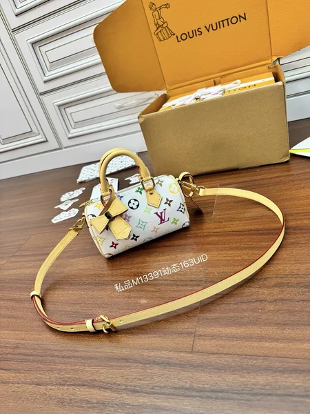 Louis Vuitton Speedy 20 Bag product view 6