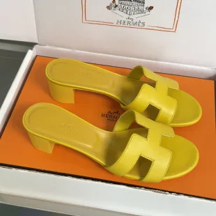 Hermès Oran Heeled Sandals — Yellow product photo