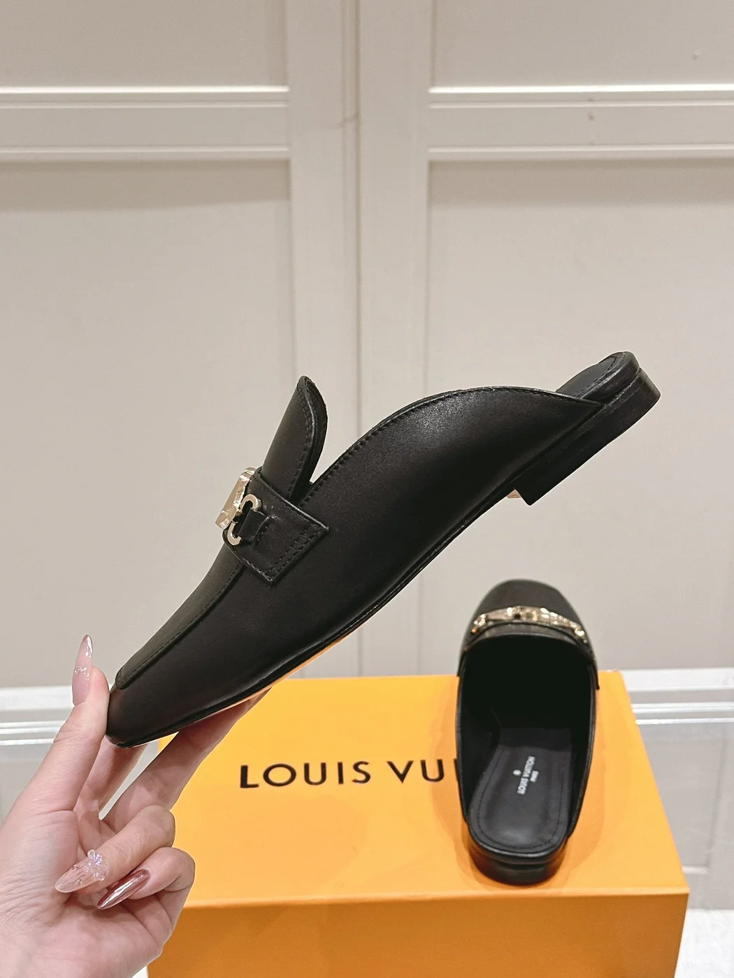 Louis Vuitton Women Black Leather Slip-On Mules product view 6