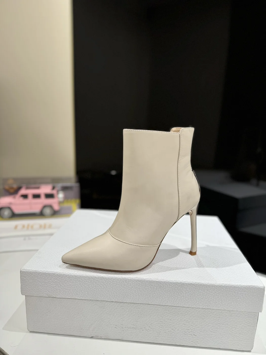 Dior white ankle boots product view 4