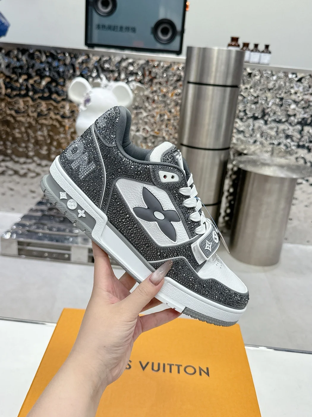 Louis Vuitton Women White Black Leather Sneakers product view 6
