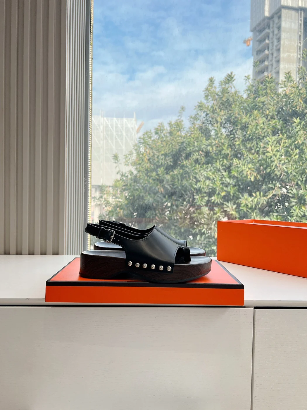 Hermès Women Black Leather Slingback Sandals product view 2