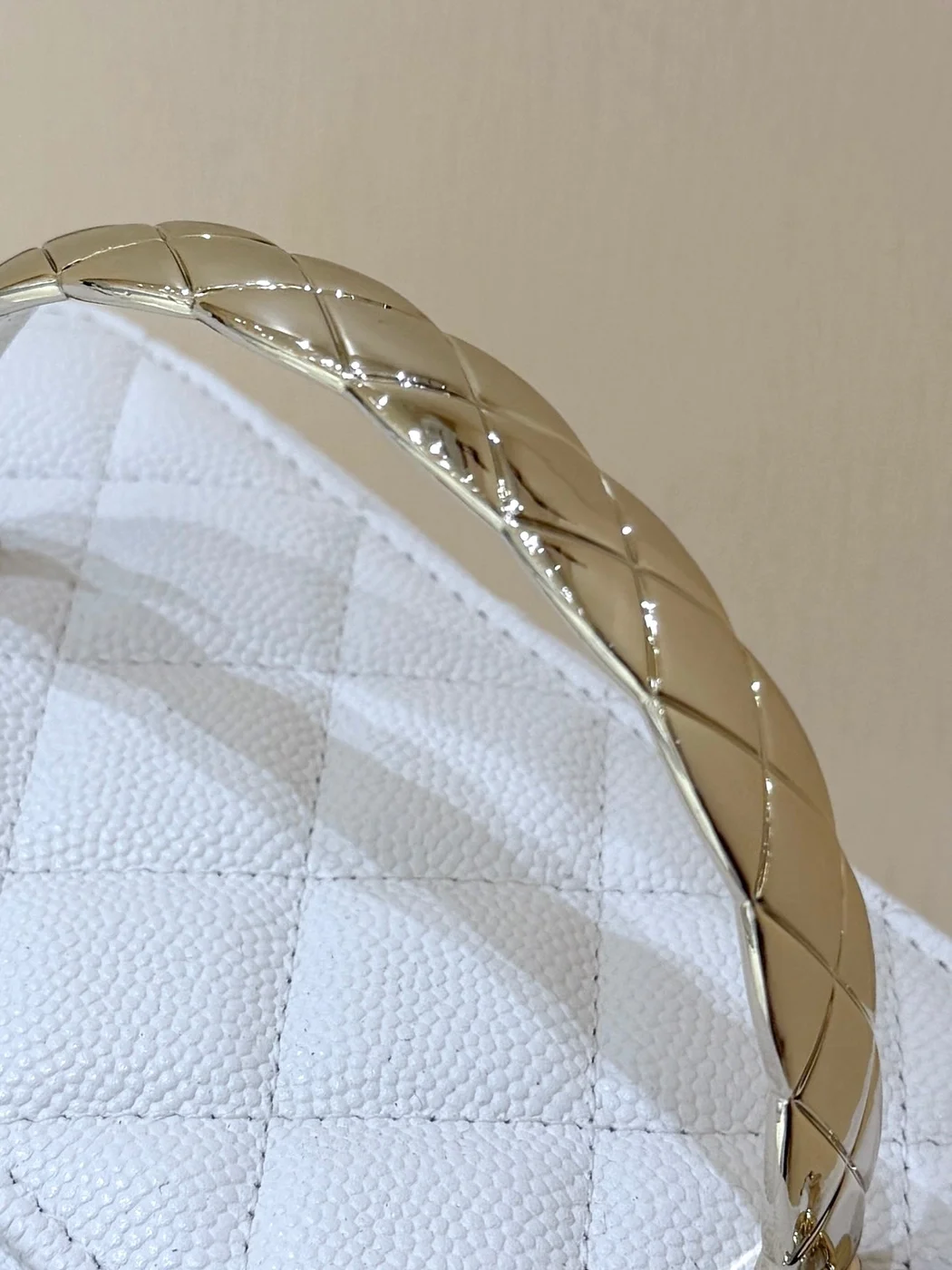 Chanel Vanity Case Small White Gold Hardware Bag product view 7