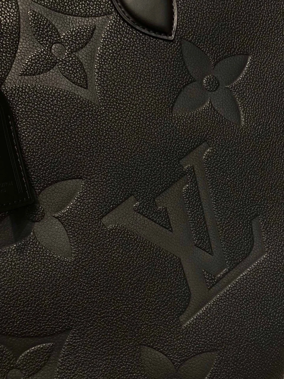 Louis Vuitton On The Go PM Tote Bag Black Handbags 35 cm product view 4