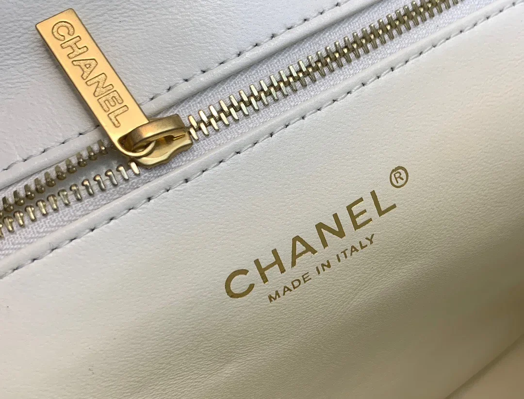 Chanel Mini Backpack Milk White With Gold Lock 18x20x11.5 cm product view 4