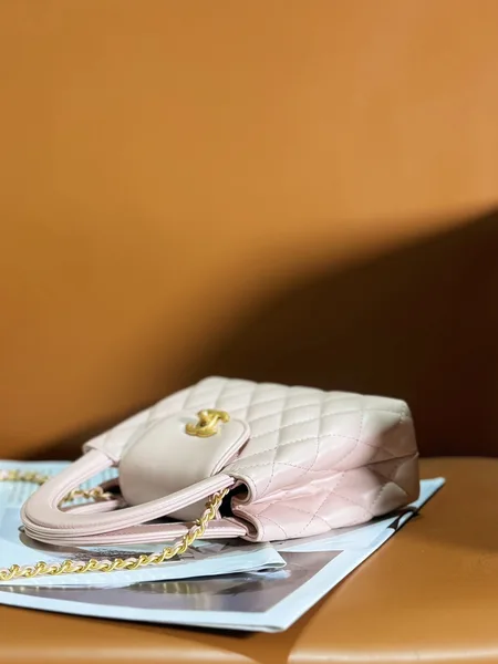 Chanel Lambskin Mini Kelly Chain Bag Light Pink product view 3