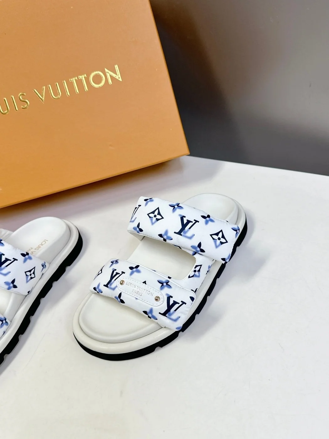 Louis Vuitton Women White Printed Fabric Sandals product view 4