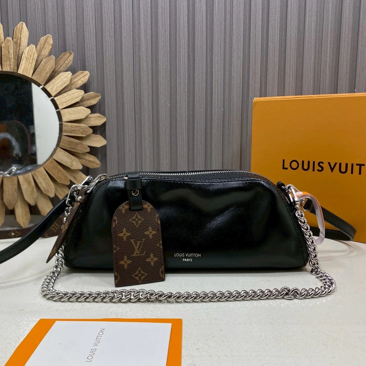 Louis Vuitton Pochette Vibe in black Bag product view 7