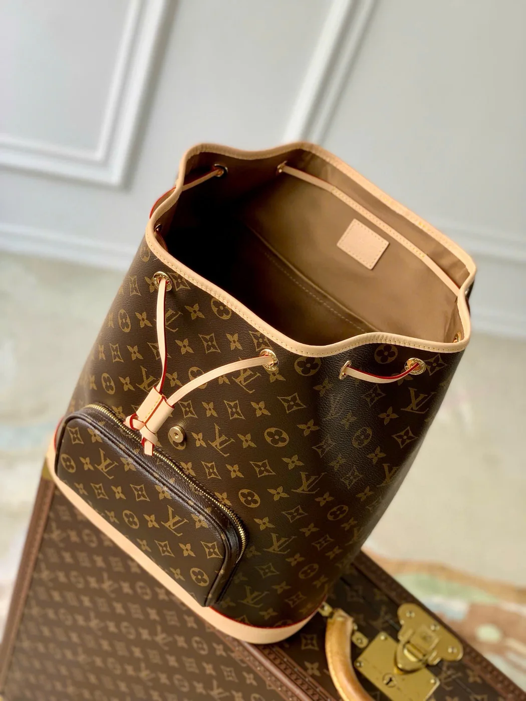 Louis Vuitton Montsouris M11197 Backpack MM Size product view 6