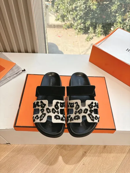Hermès Women Black Suede And Leopard Print Sandals product photo
