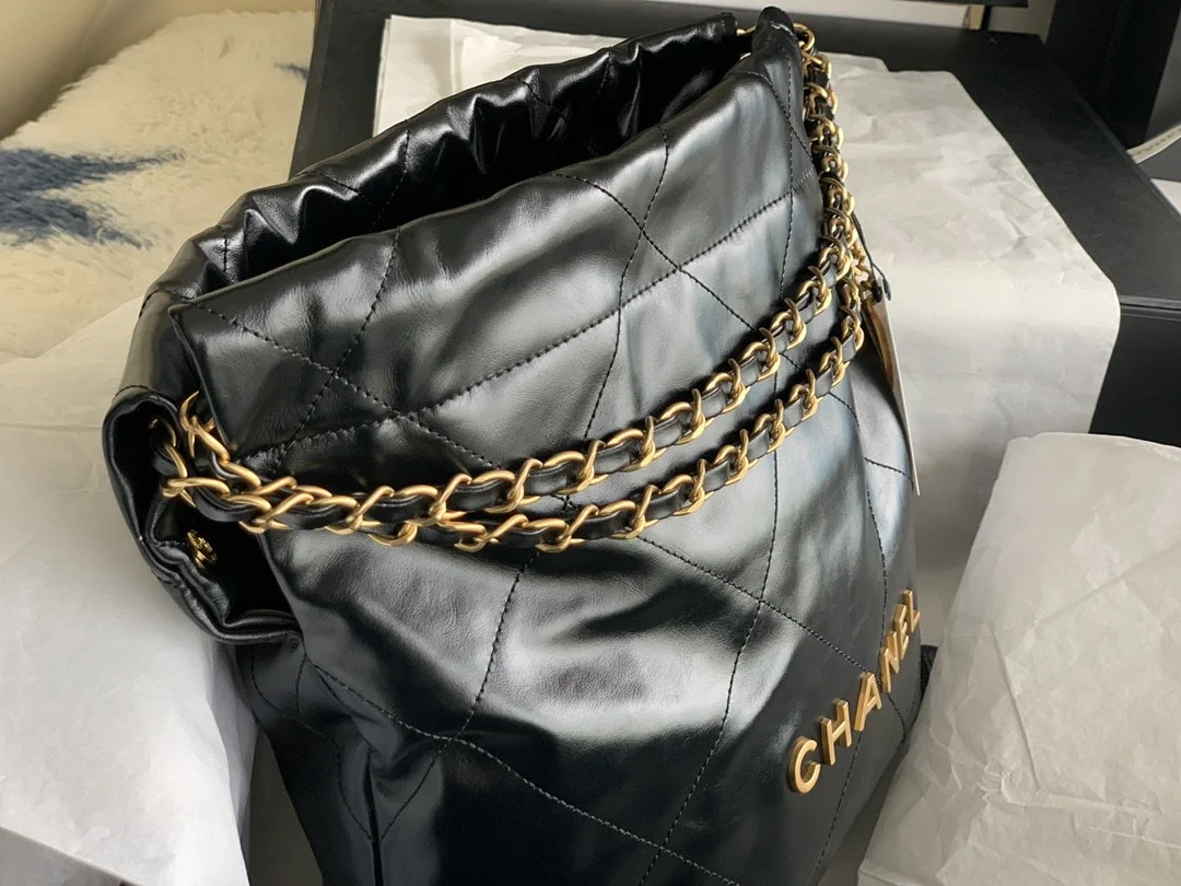 Chanel 22 Small Handbag in Black product view 2