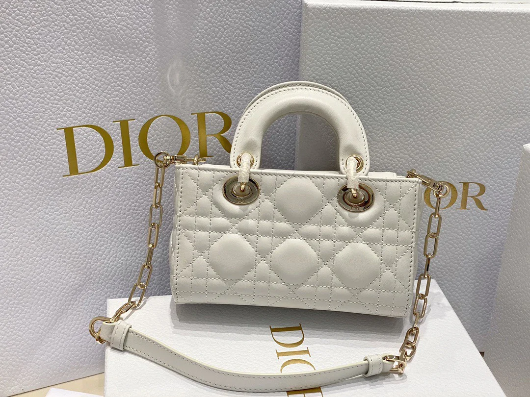 Dior Cannage Mini Top-Handle Bag White, 16.5 x 6 x 10 cm product view 3