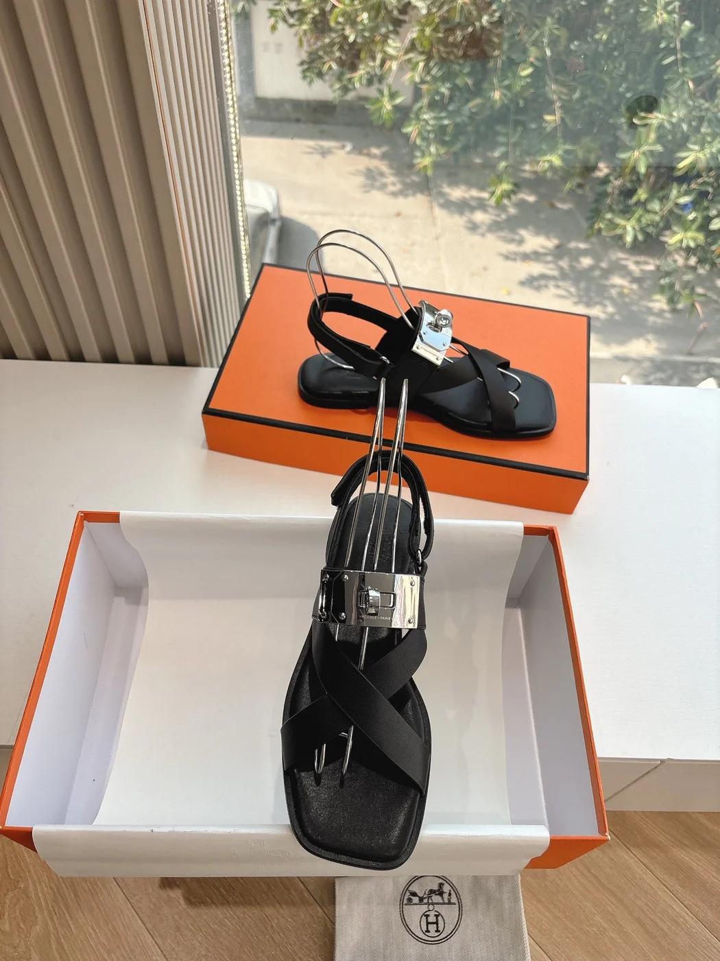 Hermès Women Black Leather Strappy Sandals — Buckle-Detail T-Strap product view 4