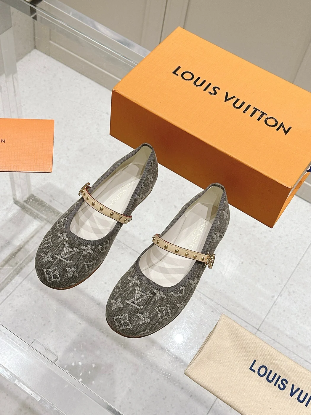 Louis Vuitton Women Gray Fabric Studded Strap Flats product view 3