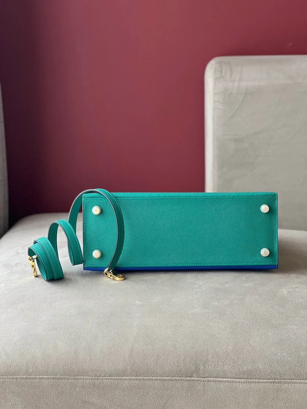 Hermès Kelly 28 Epsom Light Blue/ Electric Blue Palladium Hardware Bag product view 3