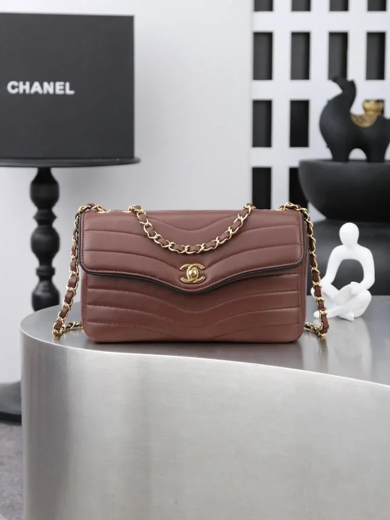 Chanel flap bag quilted leather product view 1