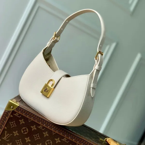 Louis Vuitton Lowkey Lock Pattern Woman’s Handbags 26x18x7cm product photo