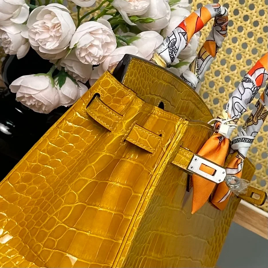 Hermès Birkin 25 cm Amber Yellow Crocodile Leather Silver Hardware Bag product view 5