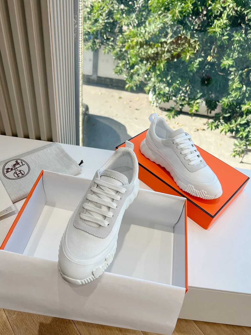 Hermès Women White Mesh And Leather Sneakers product view 4