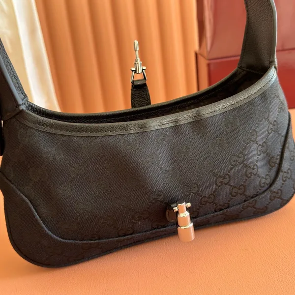 Gucci 26S Jackie Slim Shoulder Bag 27 In Black Canvas product view 6