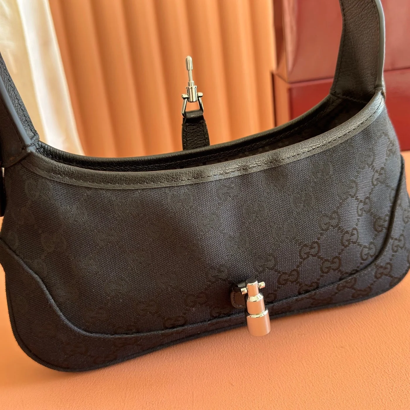 Gucci 26S Jackie Slim Shoulder Bag 27 In Black Canvas product view 6