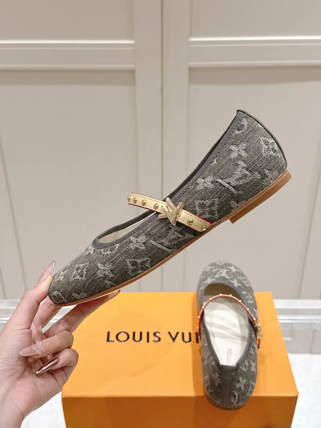 Louis Vuitton Women Gray Fabric Studded Strap Flats product view 6