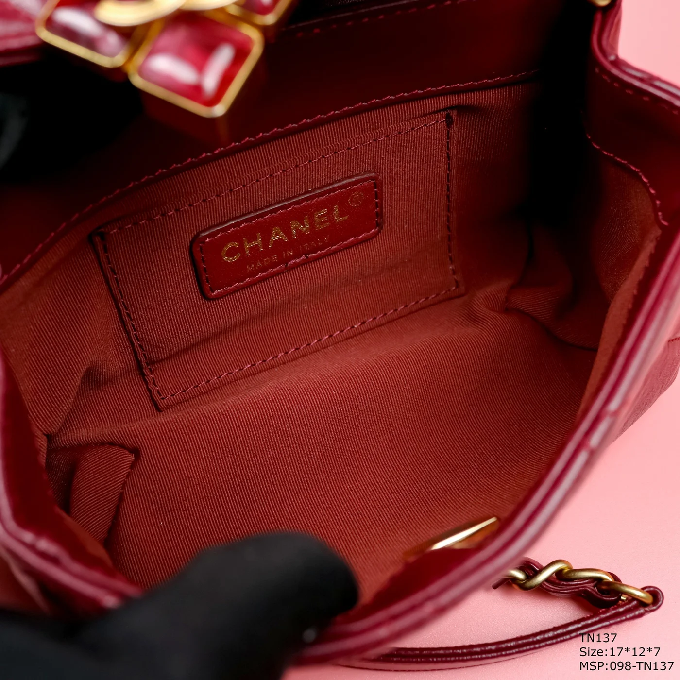 Chanel Woman’s Red Handbag Lock With Stone 17x12x7cm product view 4