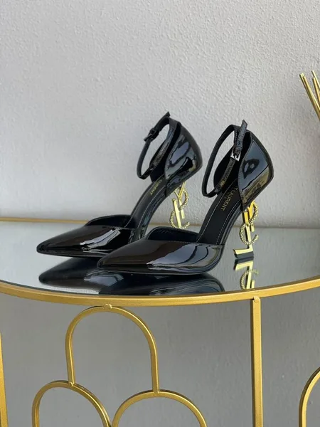 Saint Laurent Opyum pumps Black product photo