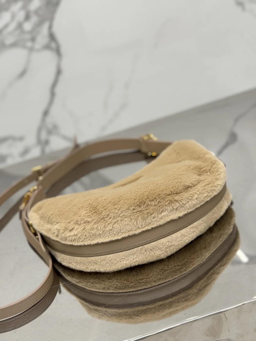 Prada Leather And Shearling Arqu㨠Handbag product view 4