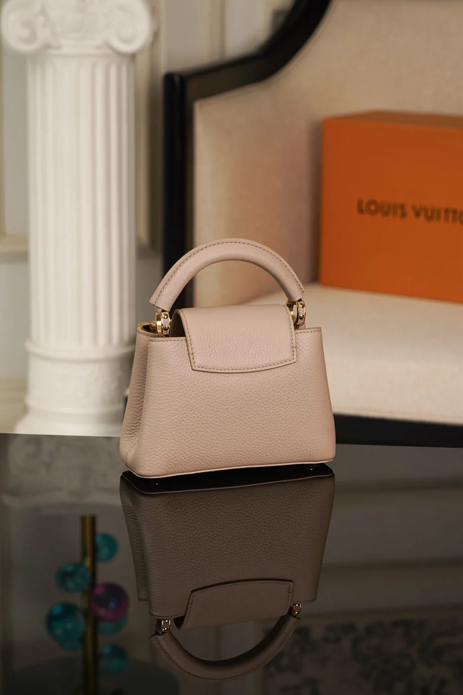 Louis Vuitton Capucines Bag product view 7
