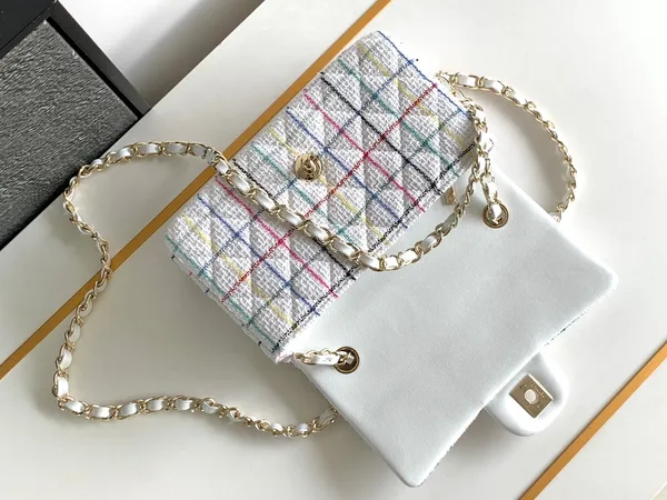 Chanel Medium 25 Classic Bag In Light Pink Mix Black Wool Tweed product view 2