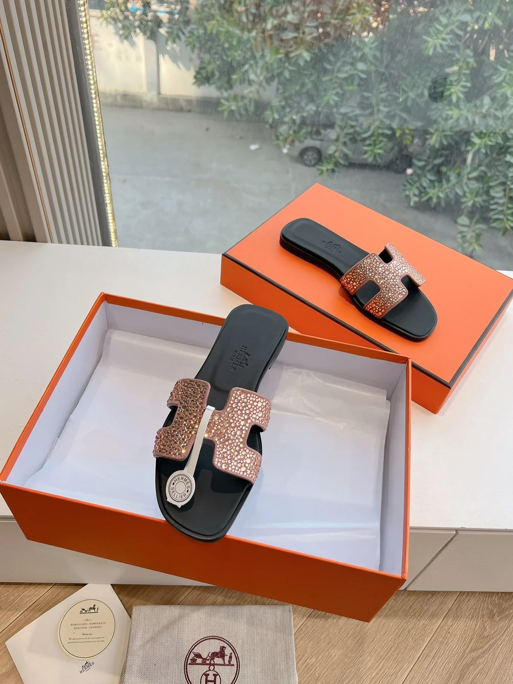 Hermès Women Rose Gold Crystal Leather Sandals product view 5