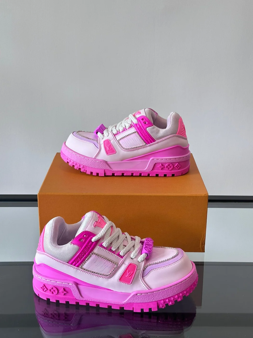 Louis Vuitton Men Leather and Mesh Sneakers — Bright Pink product view 4