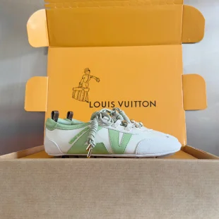 Louis Vuitton Sneakerina shoes in green and white product view 2