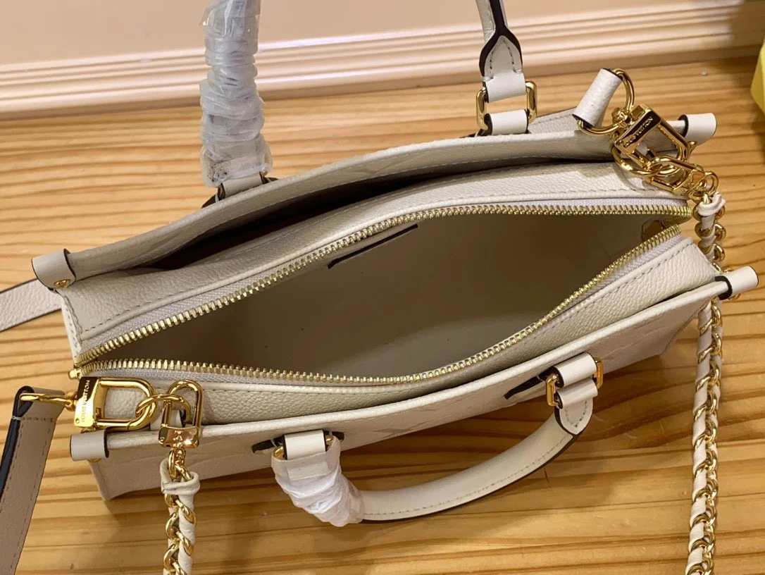 Louis Vuitton On The Go Mini White Milk Handbags 25x13x10cm product view 5