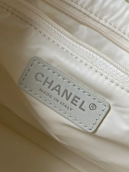 Chanel Cc Large 35 Bowling Bag In White Calfskin product view 5