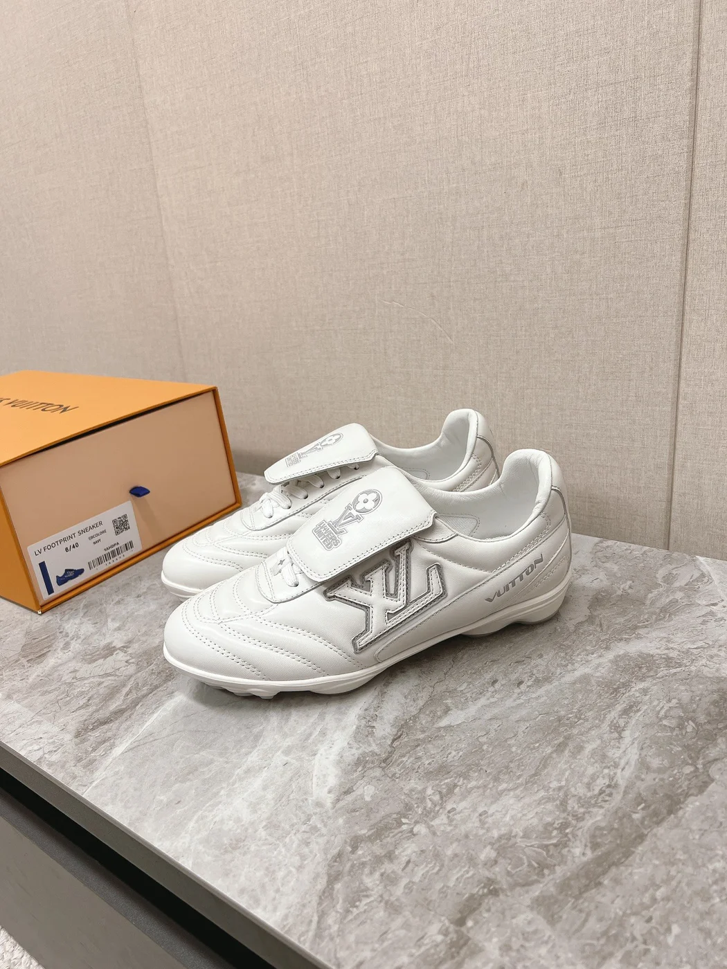 Louis Vuitton Women White Leather Sneakers — Outlined LV Side Detail product view 6
