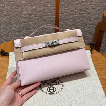 Hermès Pochette 22 In Light Pink Silver Hardware Bag product photo