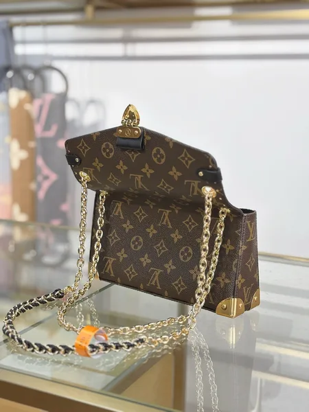 Louis Vuitton Saint Germain BB shoulder bag in Monogram canvas product view 2