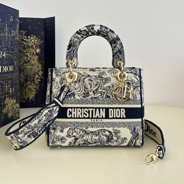 Dior Bag Lady D-lite Bag Blue product photo