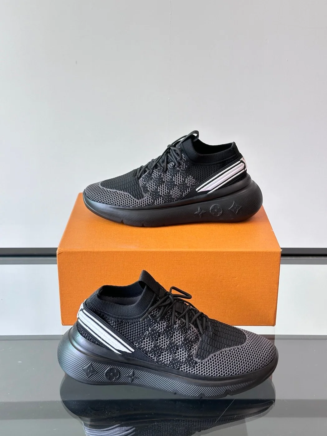 Louis Vuitton Men Black Knit Fabric Sneakers product view 4