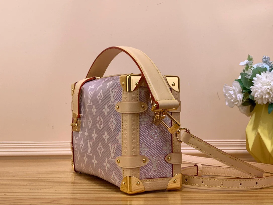 Louis Vuitton Side Trunk Monogram Pattern Handbags 21x14x6cm product view 3