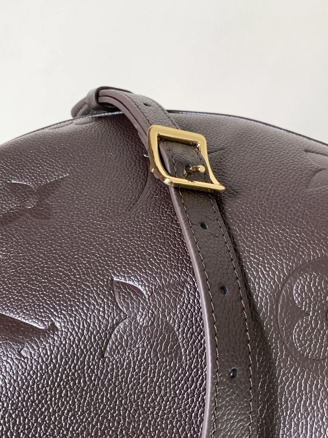 Louis Vuitton Loop Hobo 38 In Dark Brown Monogram Calfskin Embossed Logo Bag product view 3
