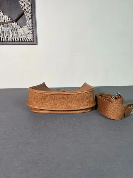 Hermès Evelyne III 29 Bag product view 6