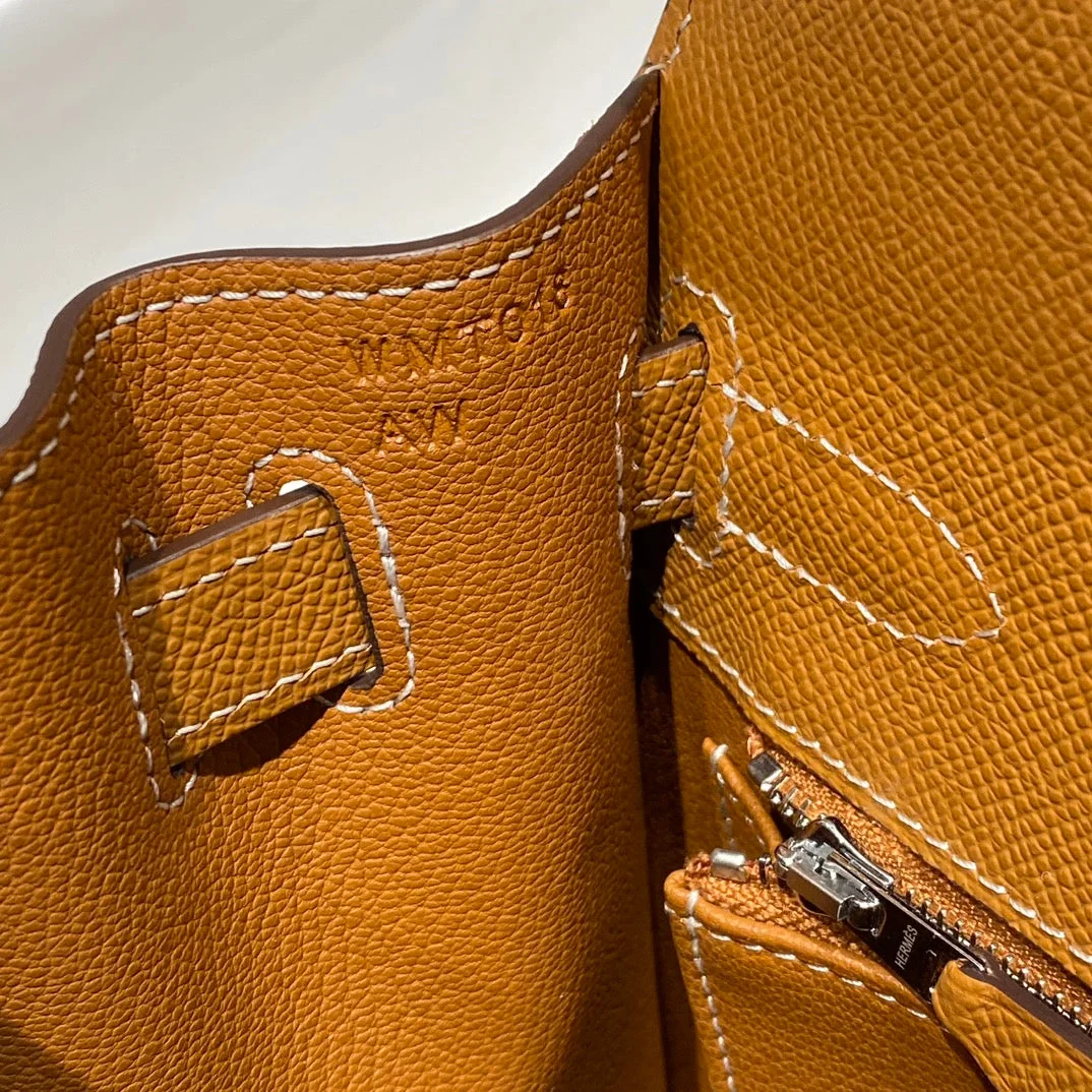 Hermès 28 cm In Gold Epsom Palladium Hardware Bag product view 6
