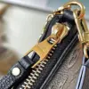 Louis Vuitton Easy Pouch On Strap Handbags Black 19× .5x3cm product view 6