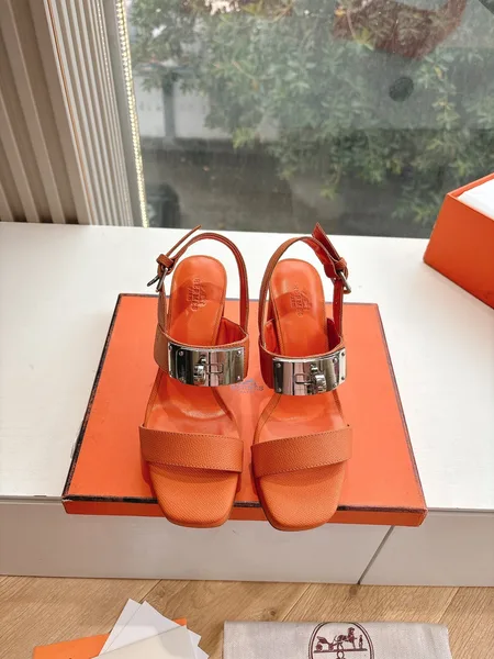 Hermès Women Orange Leather Sandals product photo