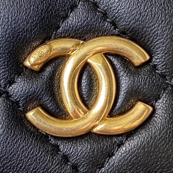 Chanel Woc Pearl Handle Plated Handbags Black Leather With Lock Gold .5×14.5×5.5 cm product view 5