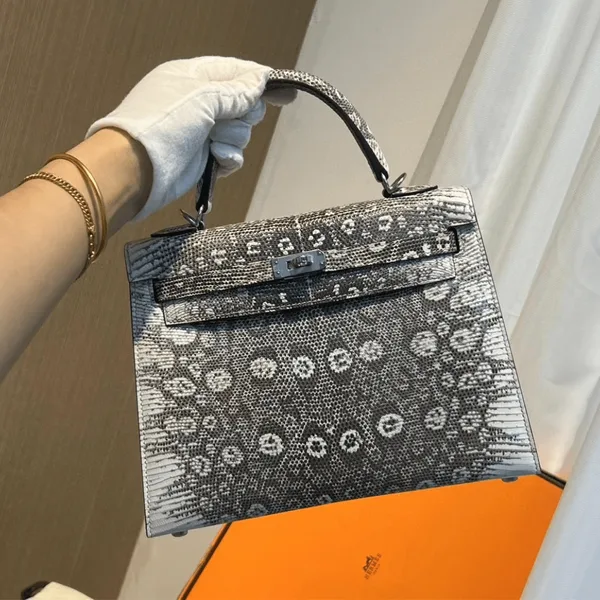 Hermès Kelly 25 Lizard Leather Bag product photo